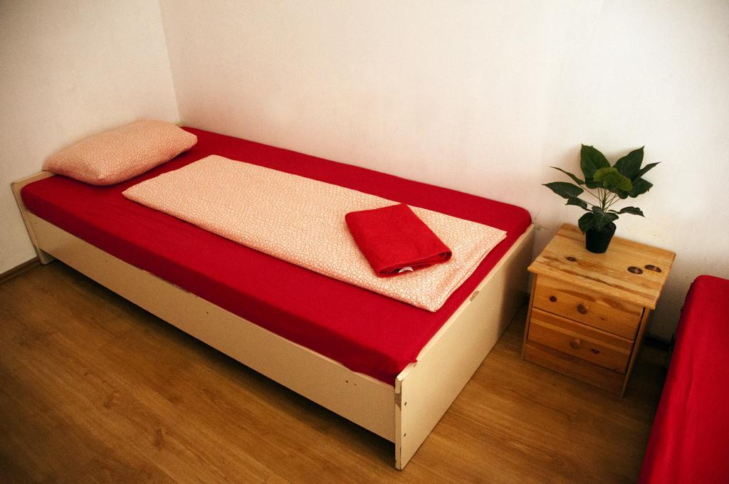 2Night Hostel Budapest Esterno foto