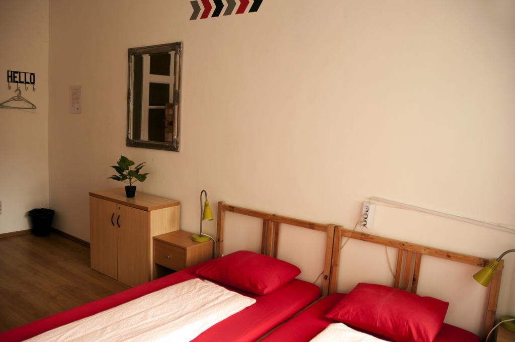 2Night Hostel Budapest Esterno foto